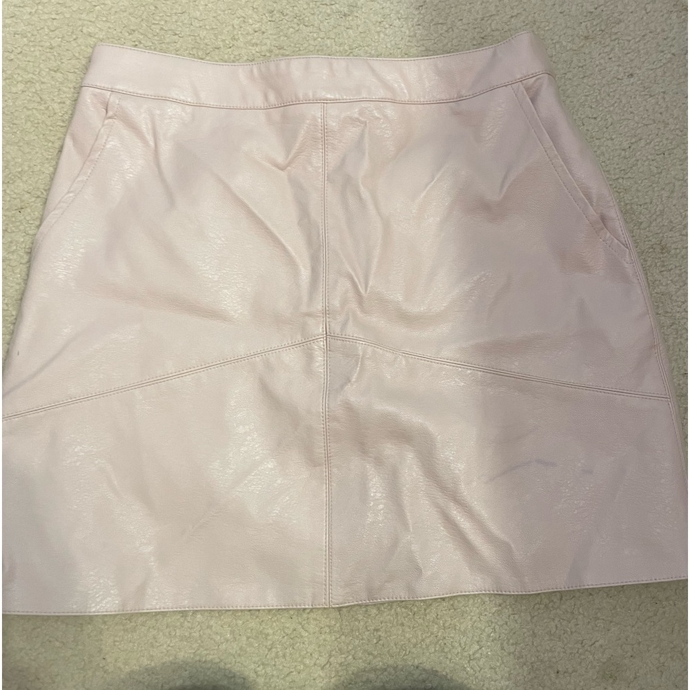 S | pink leather skirt with pockets